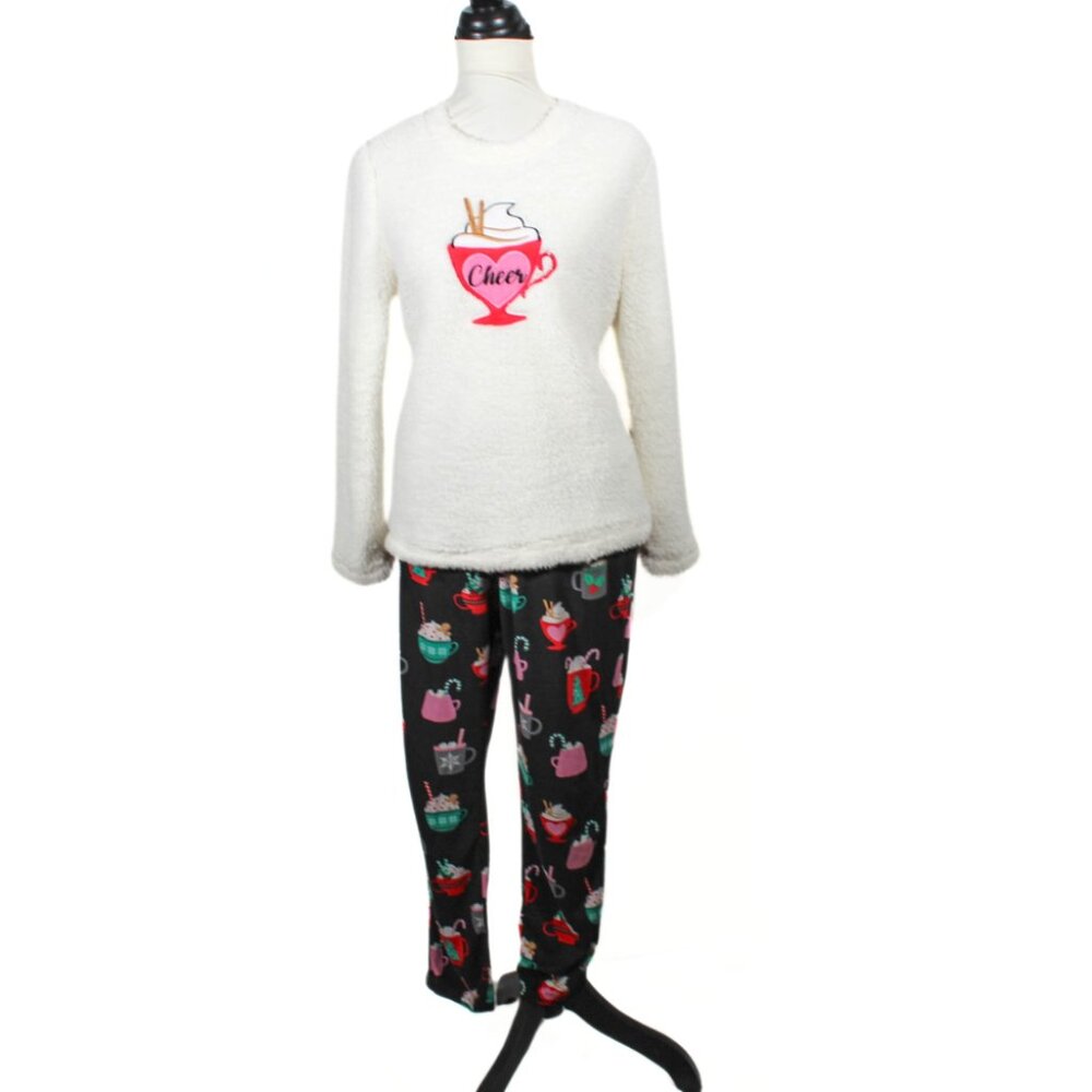 Holiday 2-Piece Pajama Set โ Womenโs Size S, Sherpa Top & Velour Pants